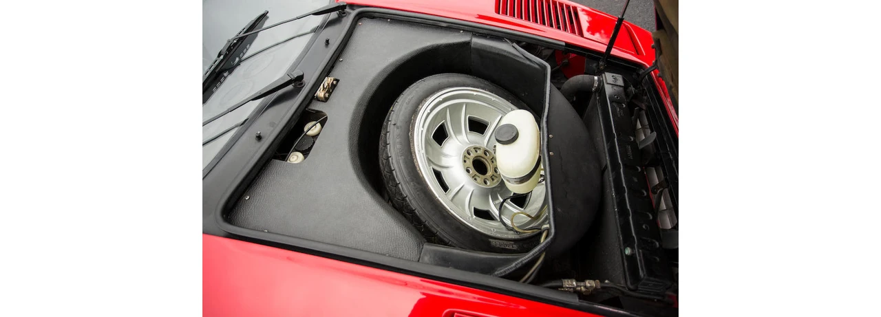 1981 Ferrari 308 GTB - Image 15 of 17