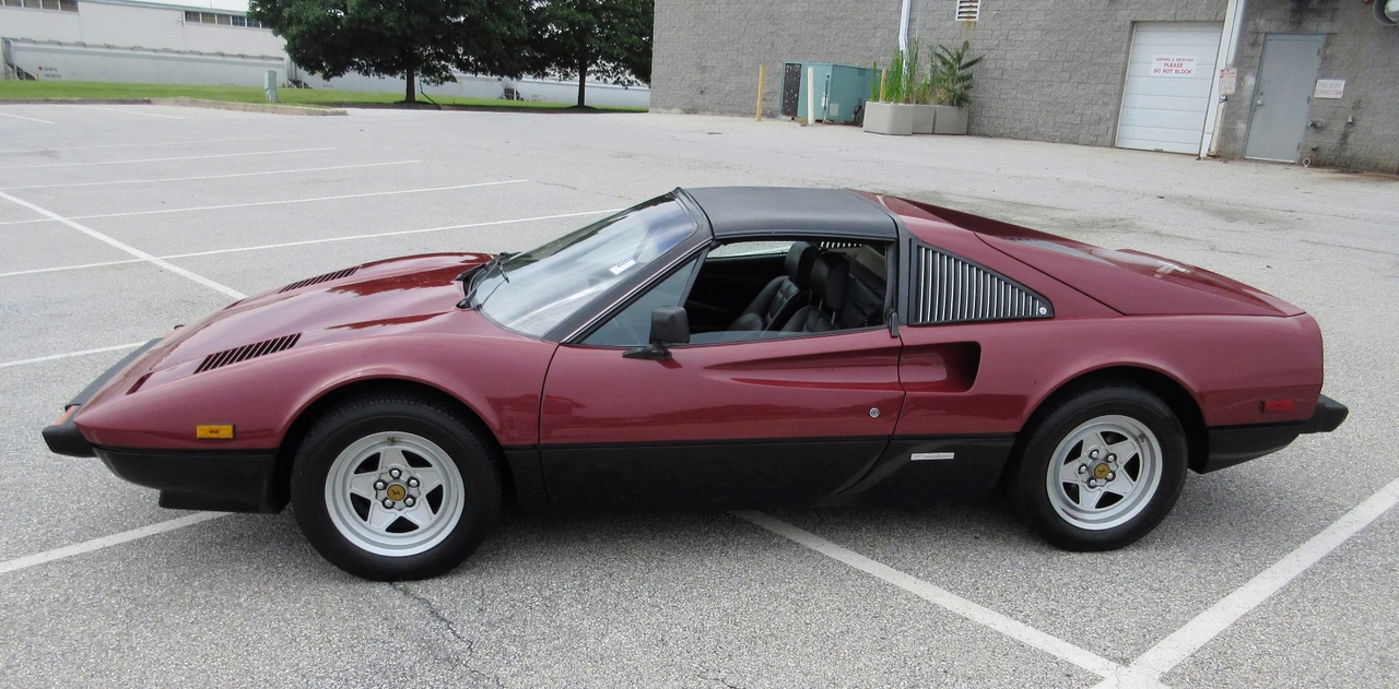 1981 Ferrari 308 GTS - Image 7 of 31