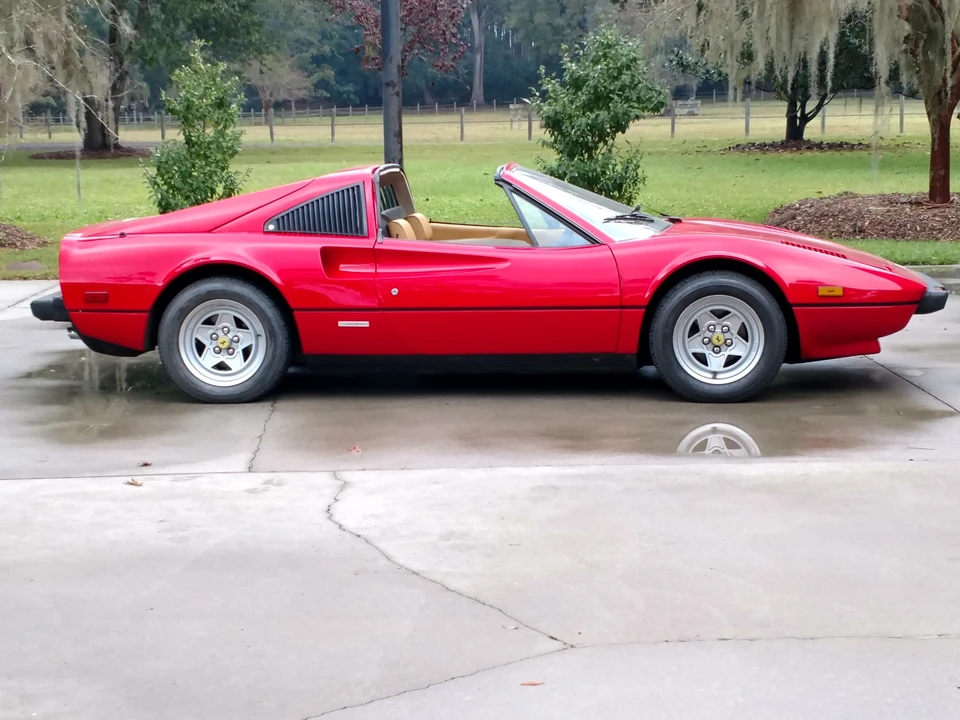 1981 Ferrari 308 GTS - Image 10 of 31
