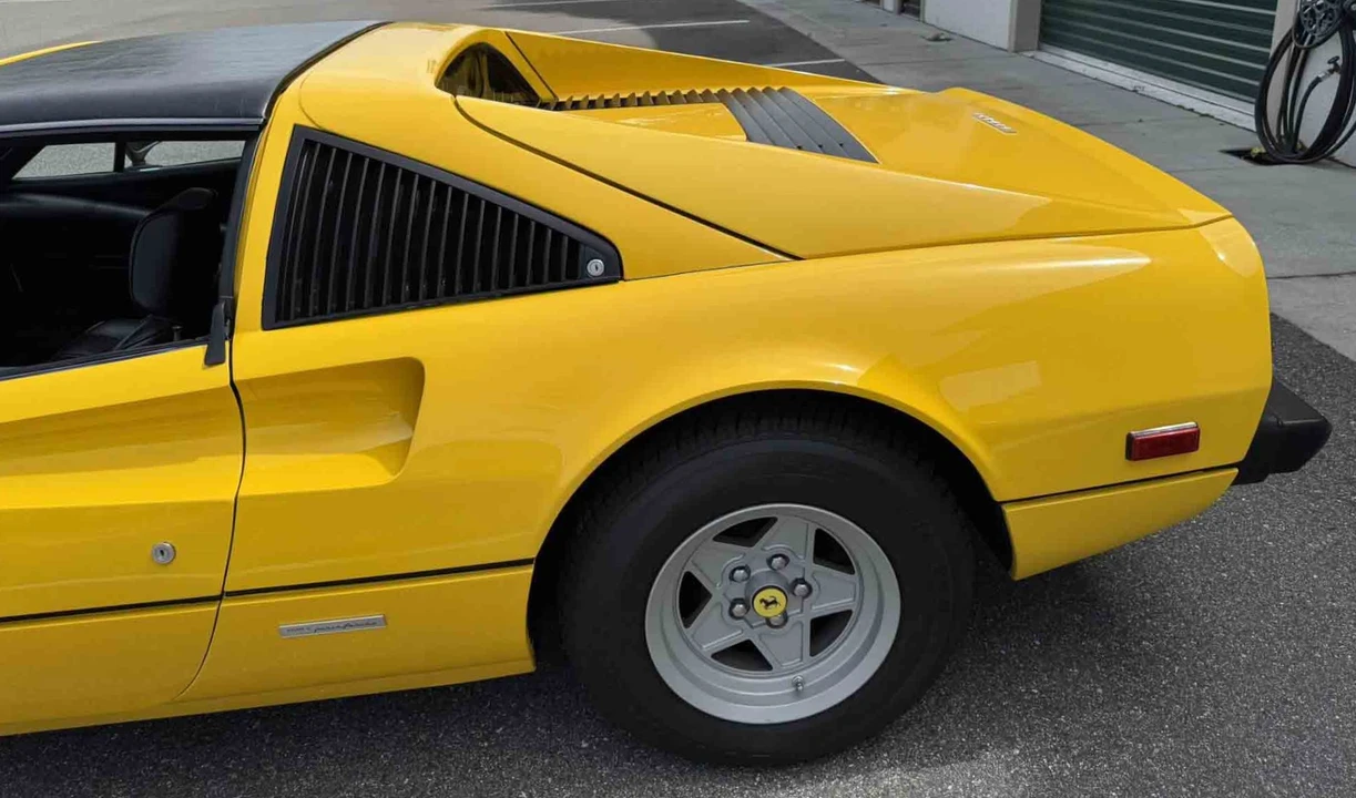 1981 Ferrari 308 GTS - Image 12 of 31