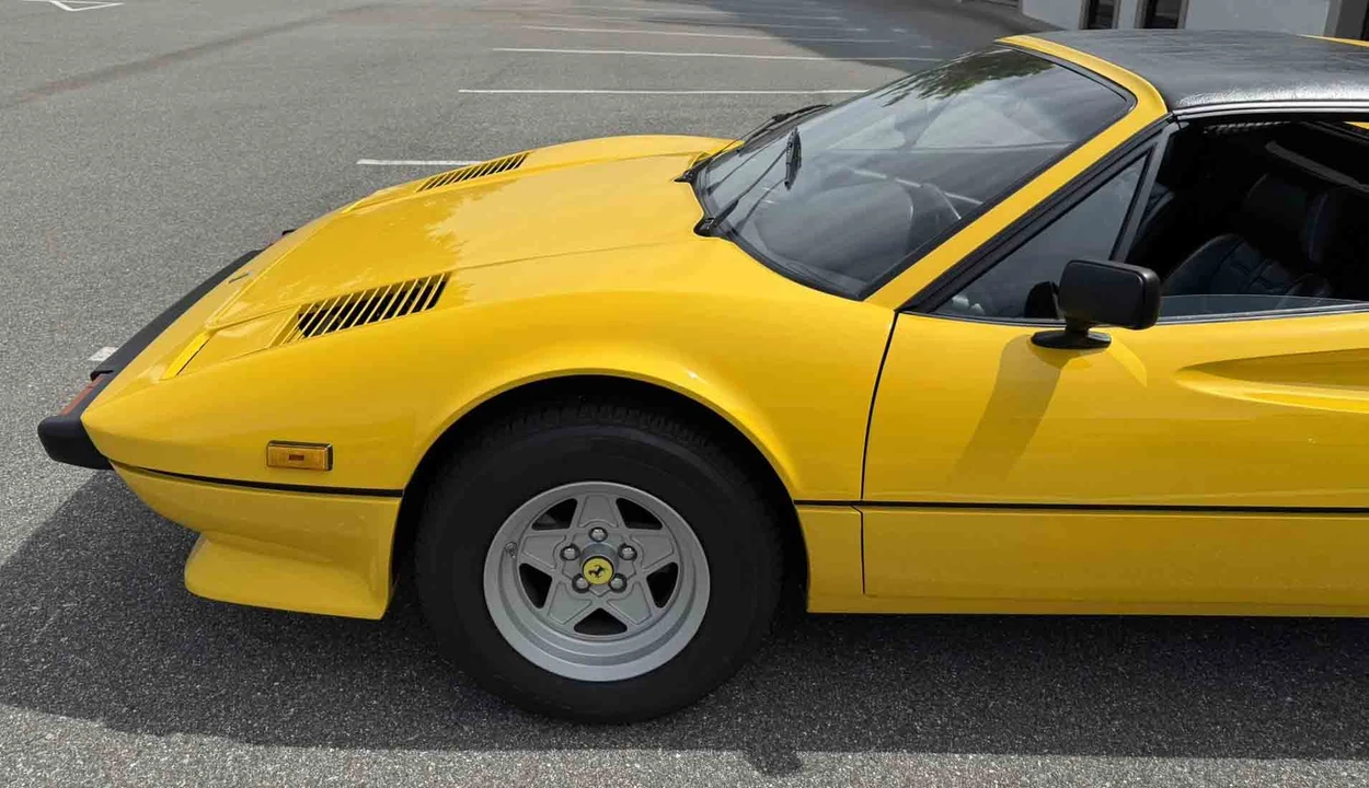 1981 Ferrari 308 GTS - Image 8 of 31
