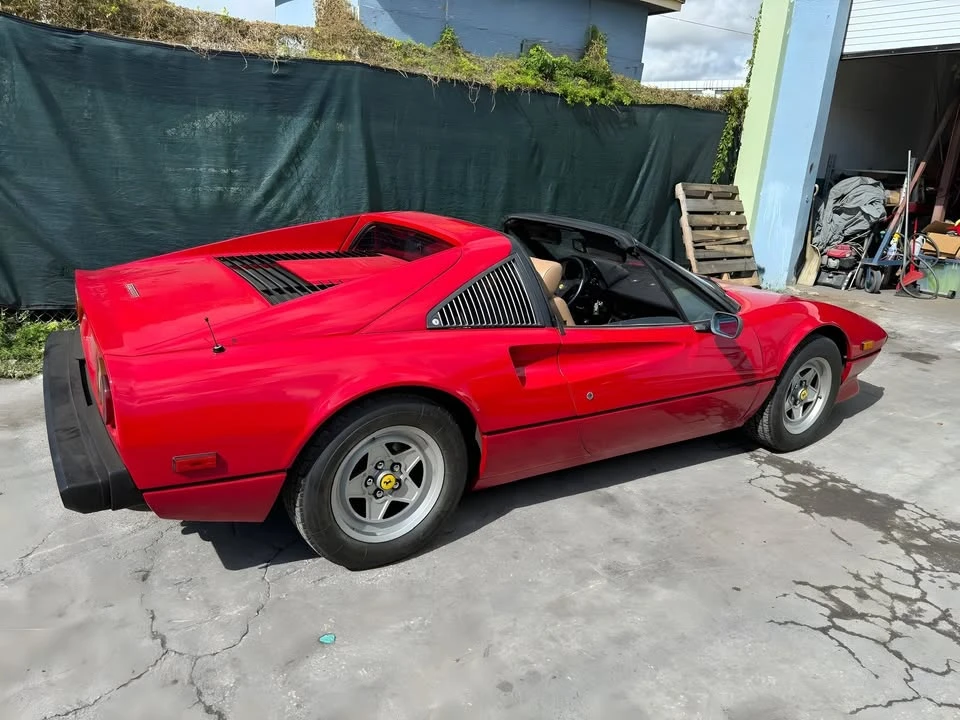 1981 Ferrari 308 GTS - Image 6 of 12