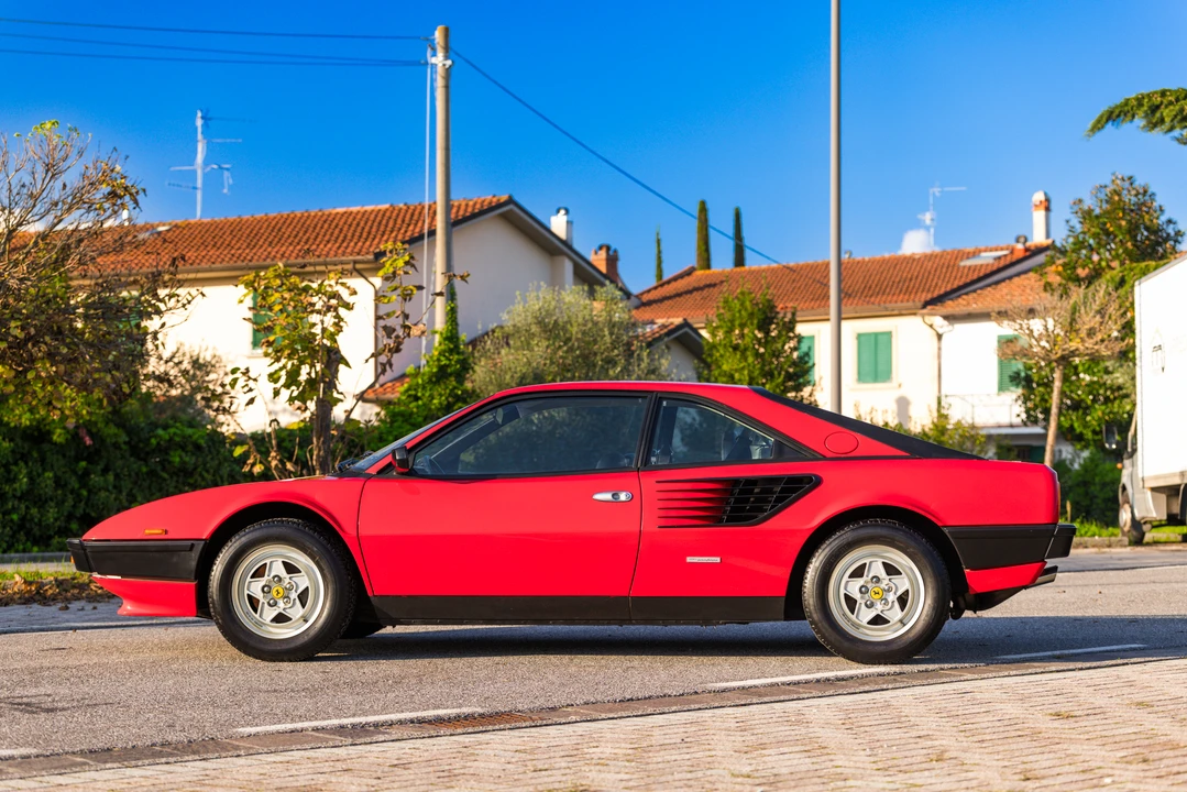 1981 Ferrari Mondial 8 - Image 5 of 31