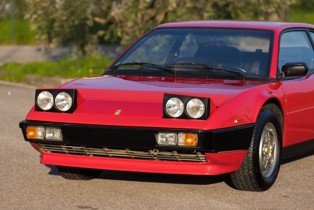 1981 Ferrari Mondial 8 - Image 22 of 31