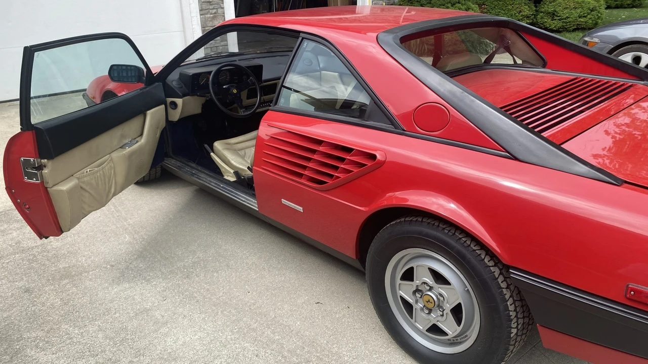 1981 Ferrari Mondial 8 - Image 25 of 31
