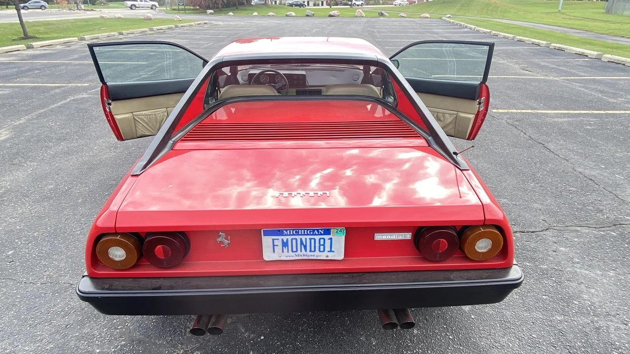 1981 Ferrari Mondial 8 - Image 11 of 31