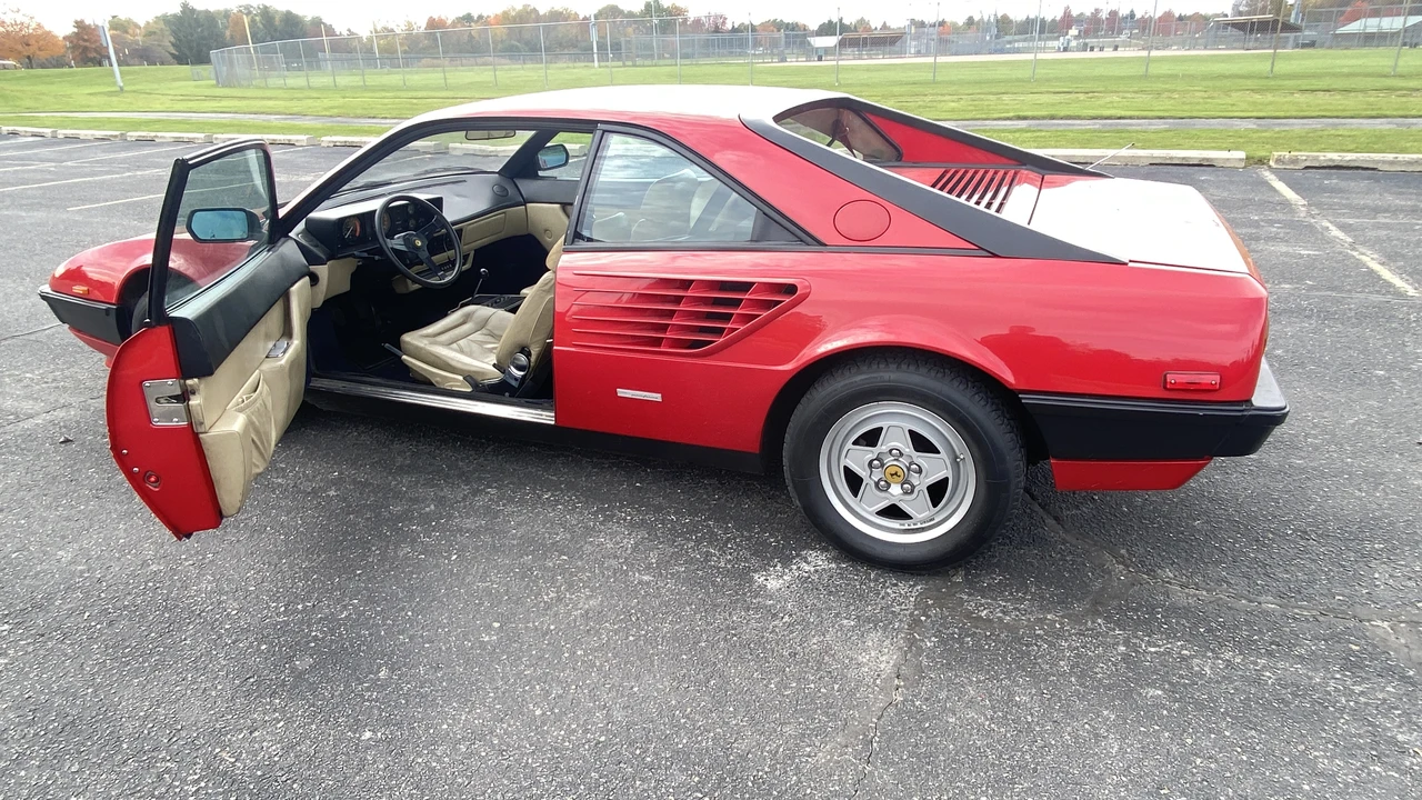 1981 Ferrari Mondial 8 - Image 13 of 31