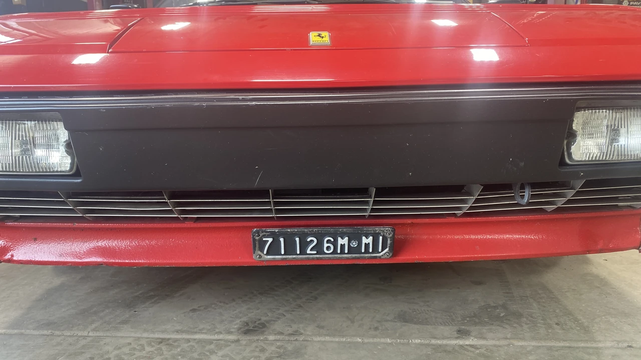 1981 Ferrari Mondial 8 - Image 25 of 31