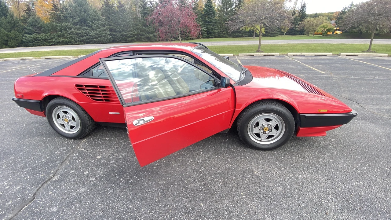 1981 Ferrari Mondial 8 - Image 8 of 31