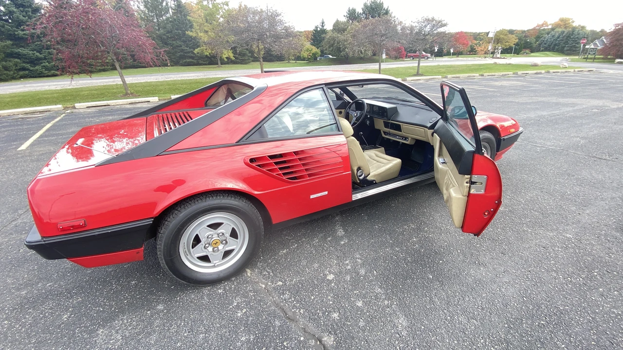 1981 Ferrari Mondial 8 - Image 10 of 31