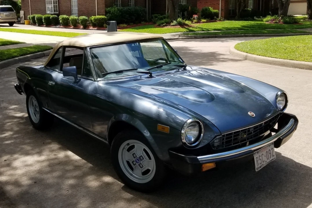 1981 Fiat 124 Sport Spider - Image 7 of 31