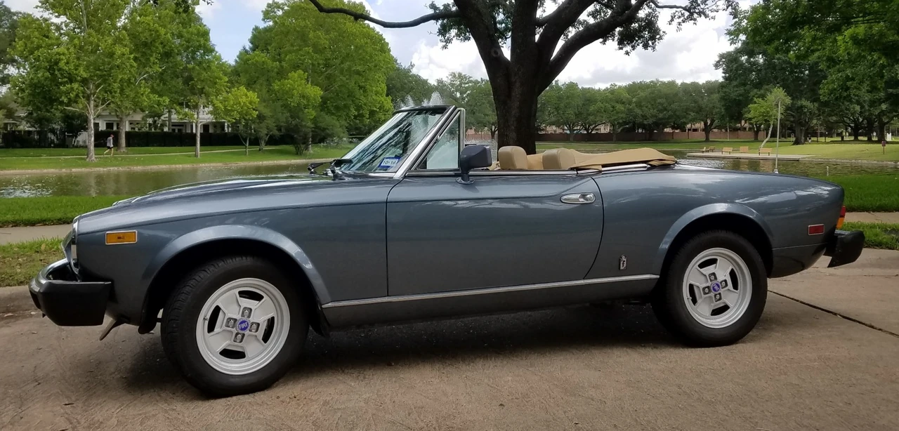 1981 Fiat 124 Sport Spider - Image 9 of 31