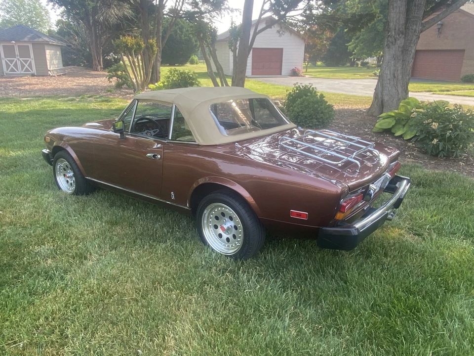 1981 Fiat 124 Sport Spider - Image 8 of 31