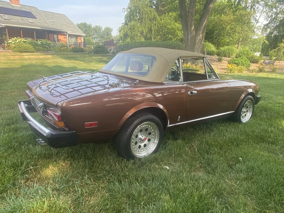 1981 Fiat 124 Sport Spider - Image 7 of 31