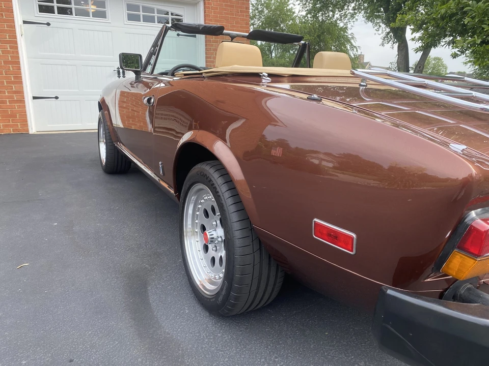 1981 Fiat 124 Sport Spider - Image 18 of 31