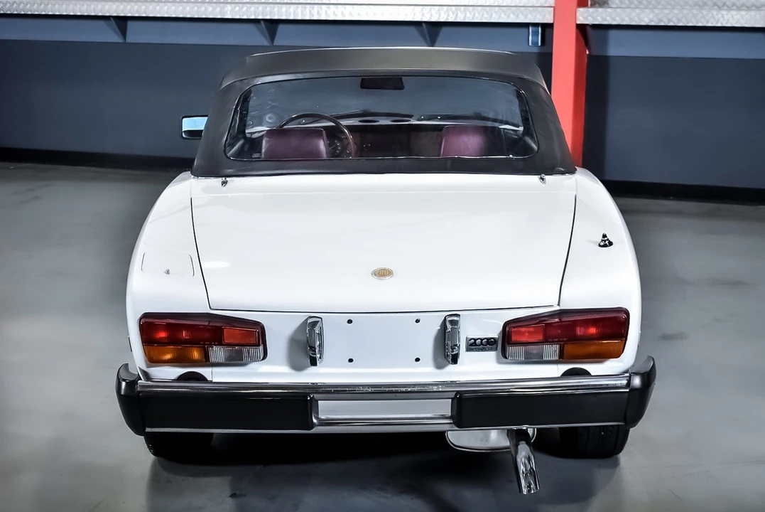 1981 Fiat 124 Sport Spider - Image 22 of 30