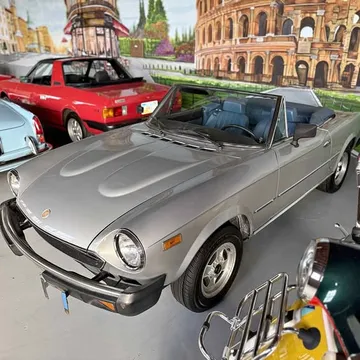 1981 Fiat 124 Spider 2000