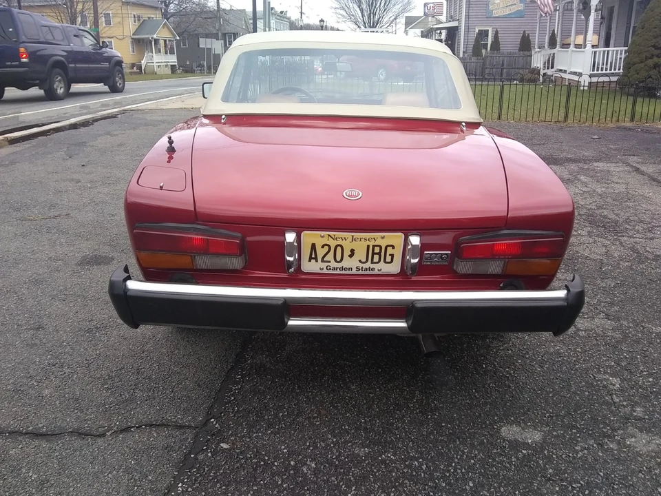 1981 Fiat 124 Sport Spider - Image 9 of 31