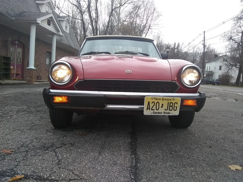 1981 Fiat 124 Sport Spider - Image 2 of 31