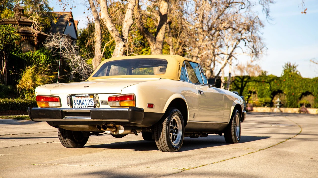 1981 Fiat 124 Sport Spider - Image 17 of 31