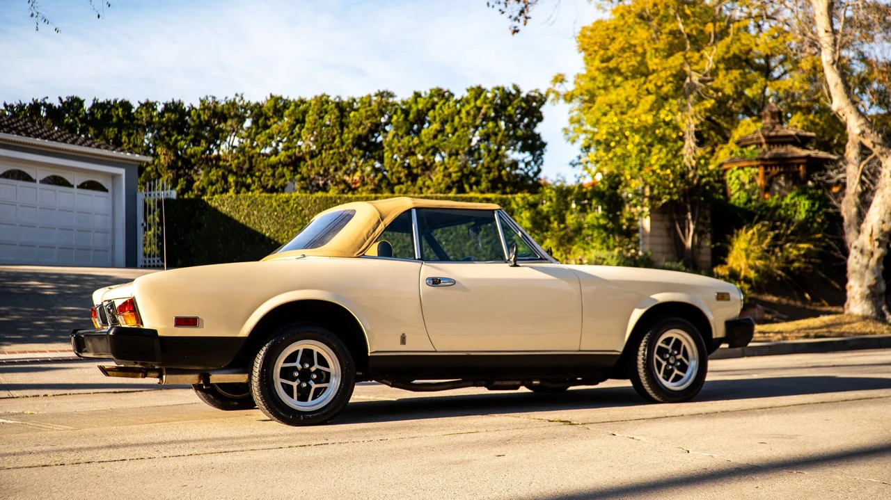 1981 Fiat 124 Sport Spider - Image 20 of 31