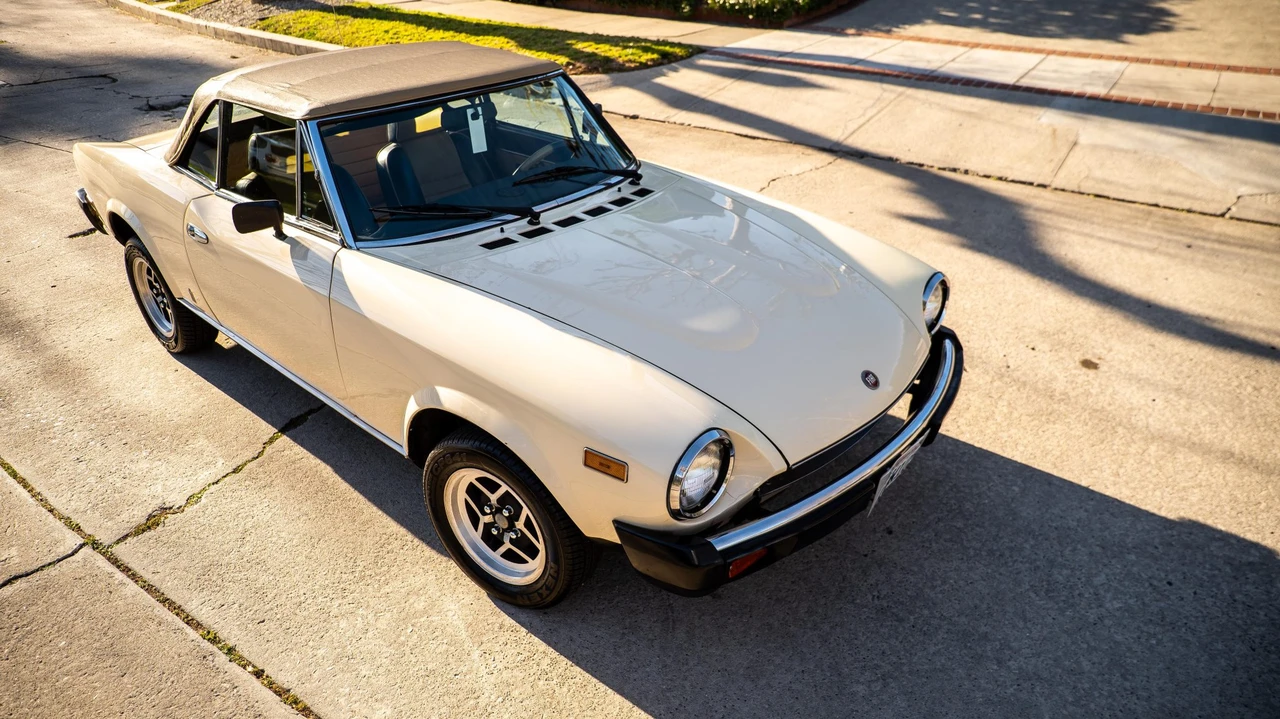 1981 Fiat 124 Sport Spider - Image 3 of 31