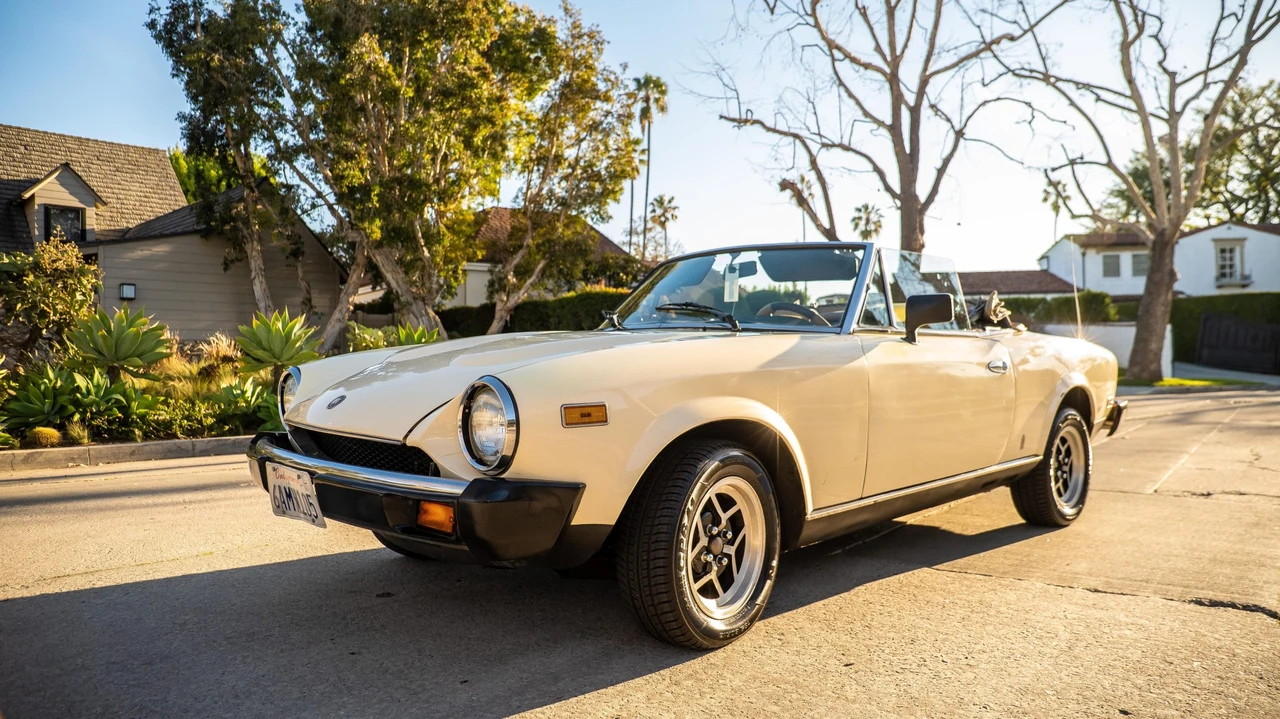 1981 Fiat 124 Sport Spider - Image 29 of 31