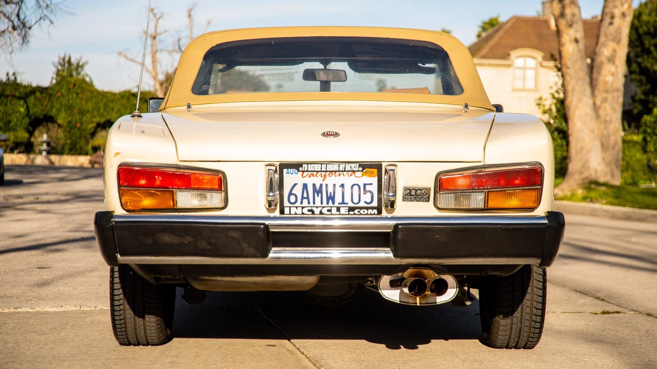 1981 Fiat 124 Sport Spider - Image 16 of 31