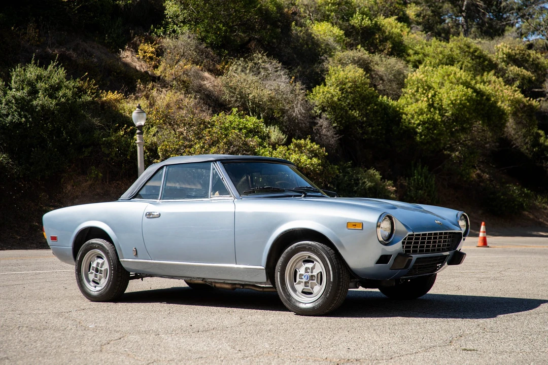 1981 Fiat 124 Sport Spider - Image 24 of 31