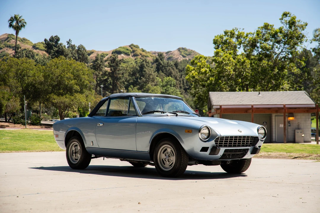 1981 Fiat 124 Sport Spider - Image 25 of 31