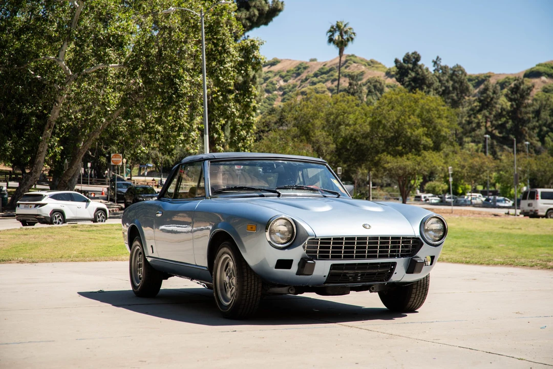 1981 Fiat 124 Sport Spider - Image 27 of 31