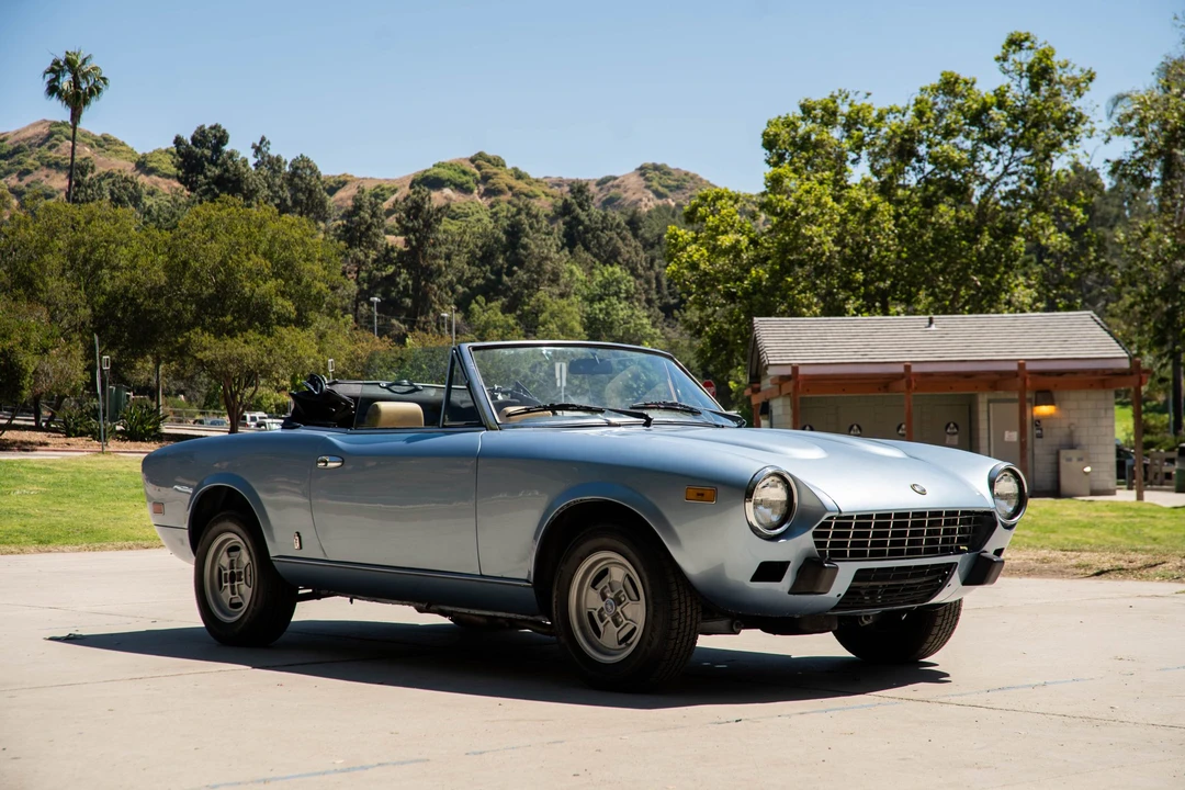 1981 Fiat 124 Sport Spider - Image 16 of 31
