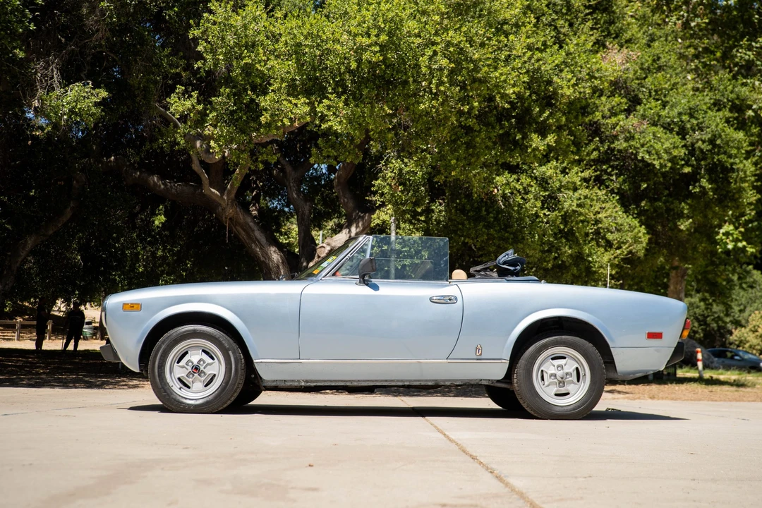 1981 Fiat 124 Sport Spider - Image 8 of 31
