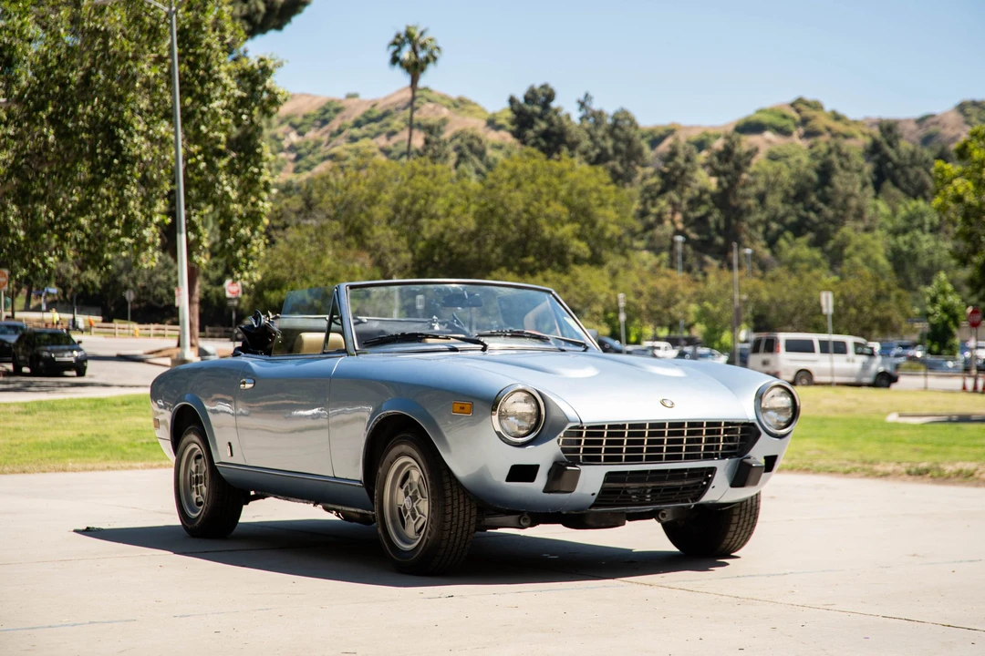 1981 Fiat 124 Sport Spider - Image 17 of 31