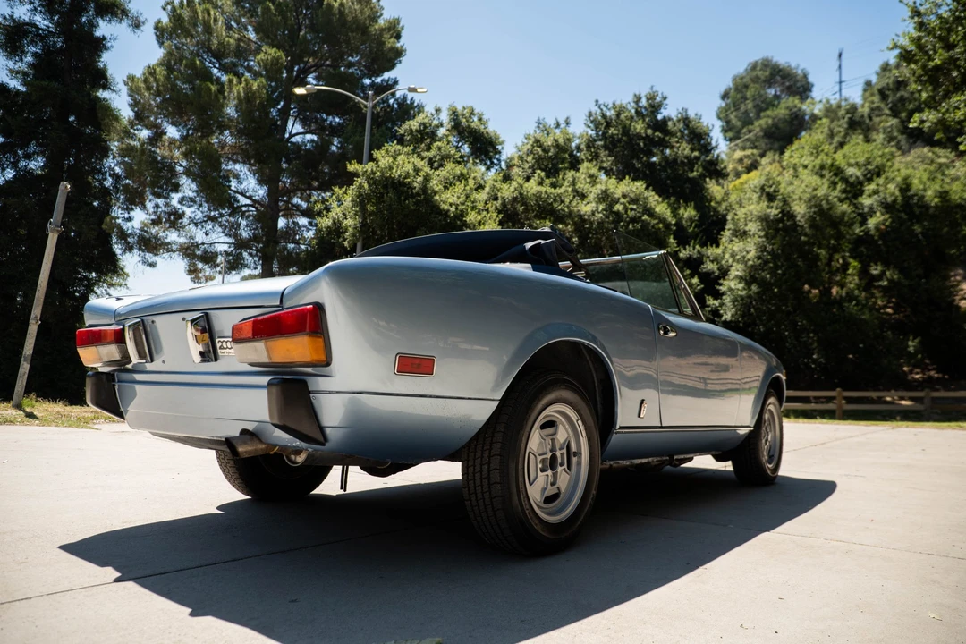1981 Fiat 124 Sport Spider - Image 12 of 31