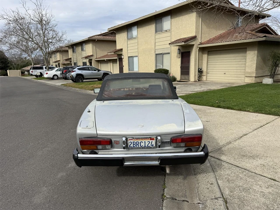 1981 Fiat 124 Sport Spider - Image 7 of 31