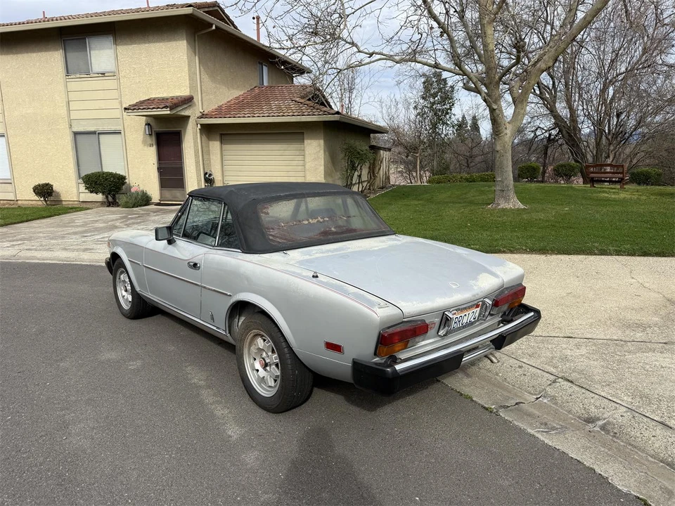 1981 Fiat 124 Sport Spider - Image 10 of 31