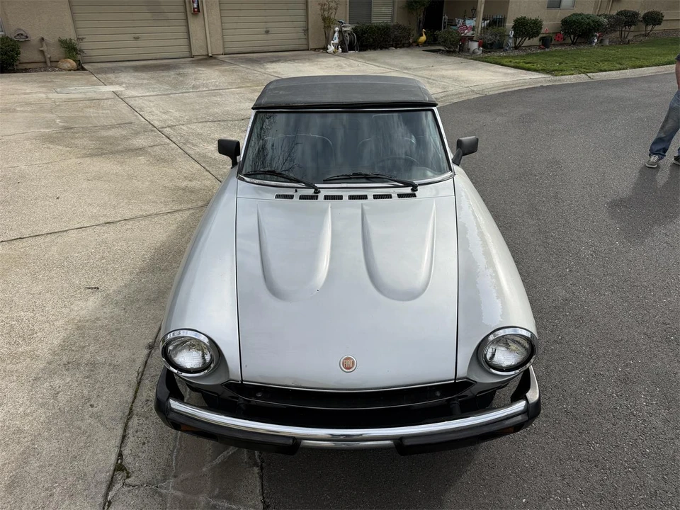 1981 Fiat 124 Sport Spider - Image 11 of 31