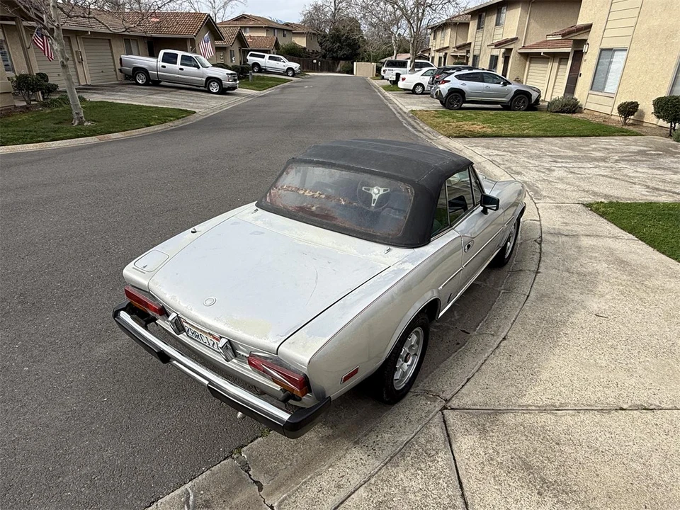 1981 Fiat 124 Sport Spider - Image 16 of 31