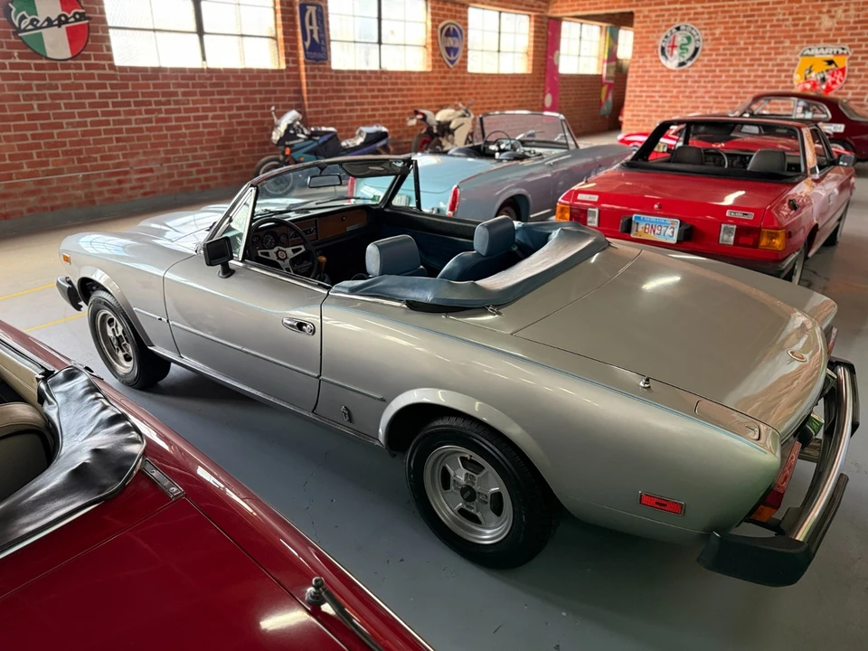 1981 Fiat 124 Sport Spider - Image 4 of 9