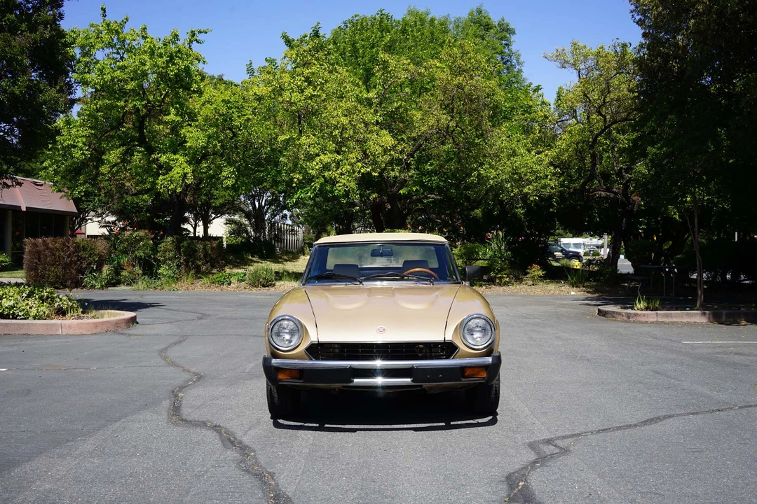 1981 Fiat 124 Sport Spider - Image 22 of 31