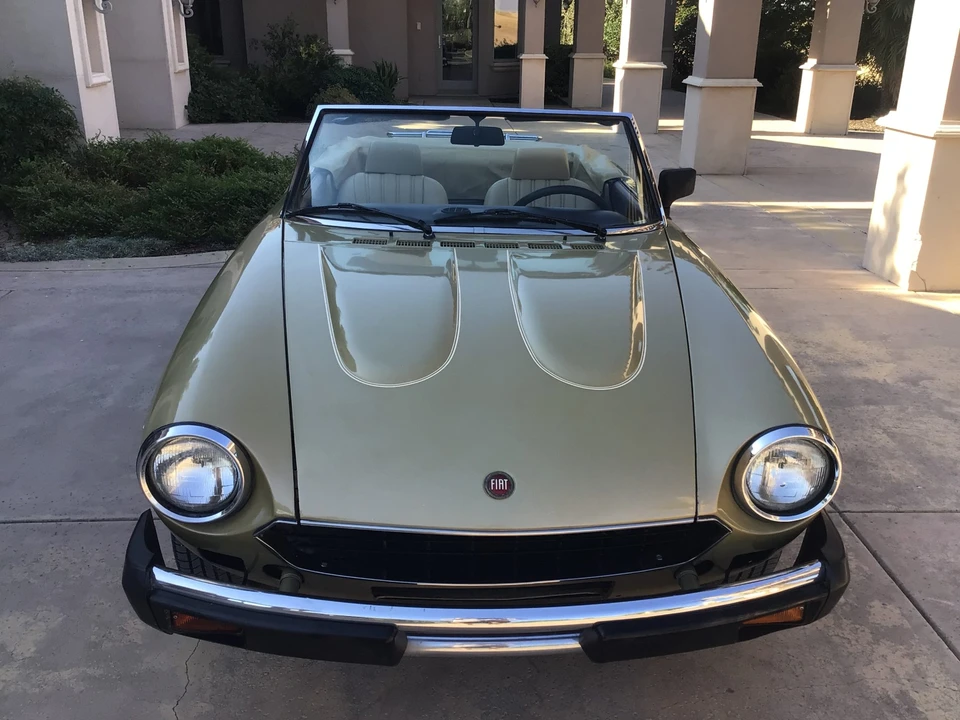 1981 Fiat 124 Sport Spider - Image 7 of 31