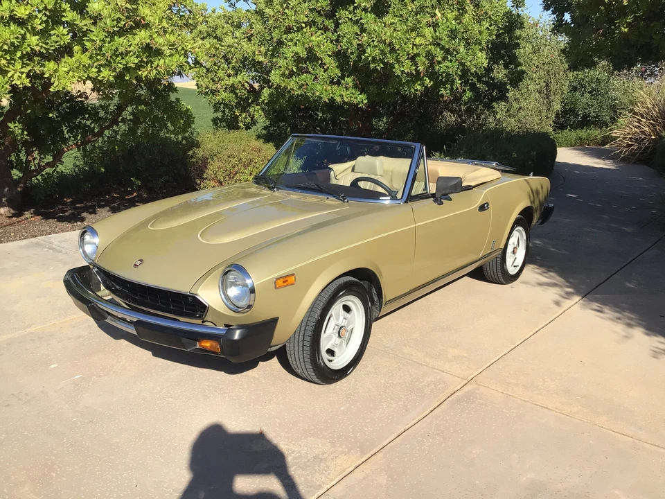1981 Fiat 124 Sport Spider - Image 2 of 31
