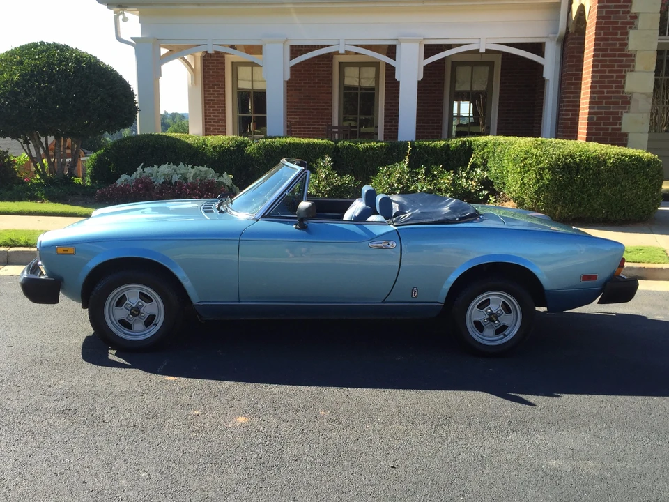1981 Fiat 124 Sport Spider - Image 6 of 31