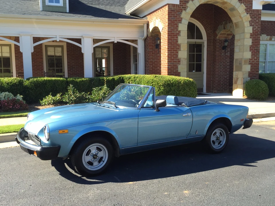 1981 Fiat 124 Sport Spider - Image 7 of 31