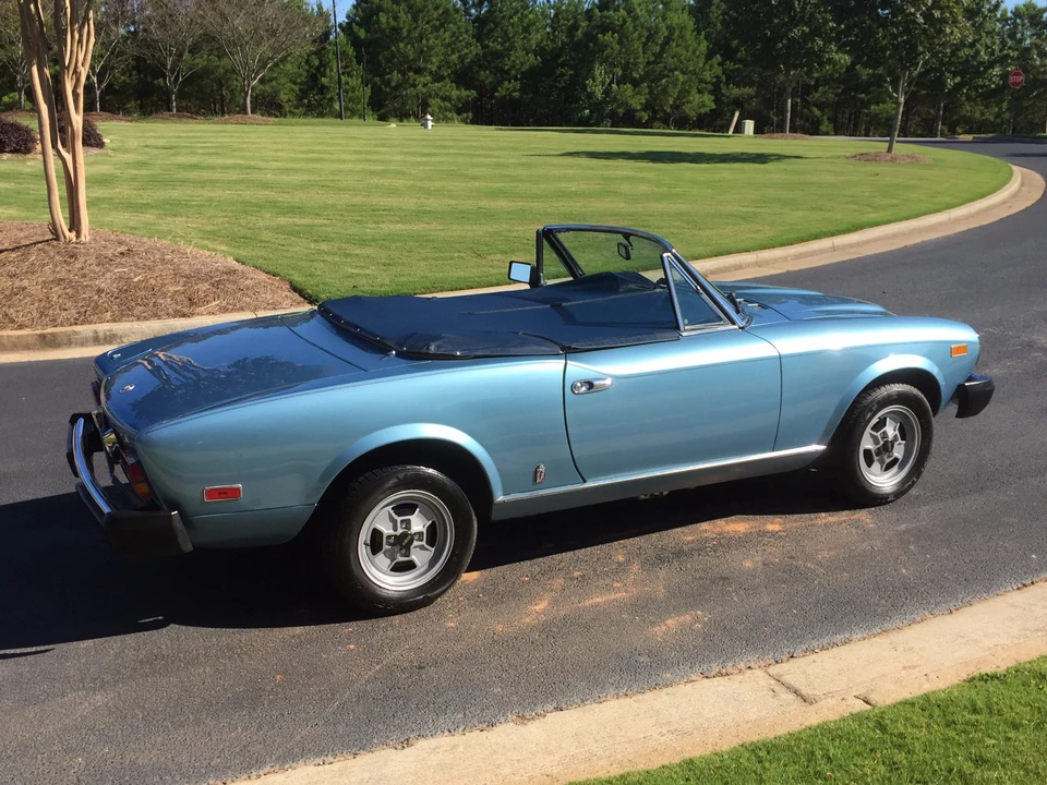 1981 Fiat 124 Sport Spider - Image 15 of 31