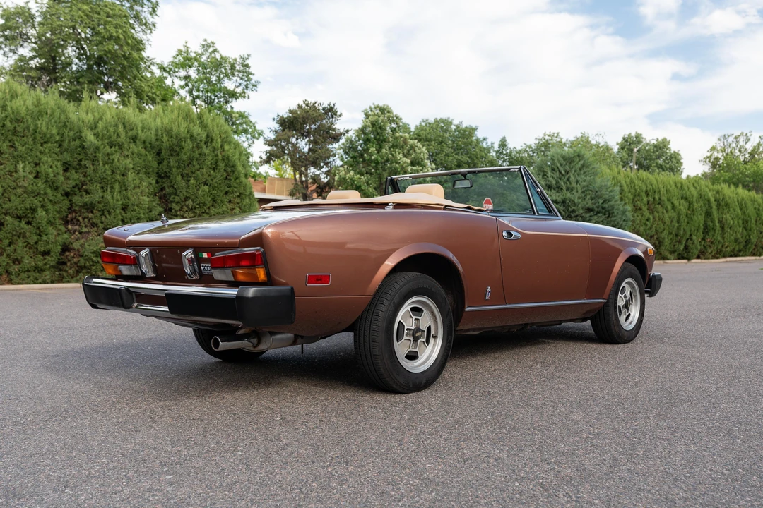 1981 Fiat 124 Sport Spider - Image 13 of 31