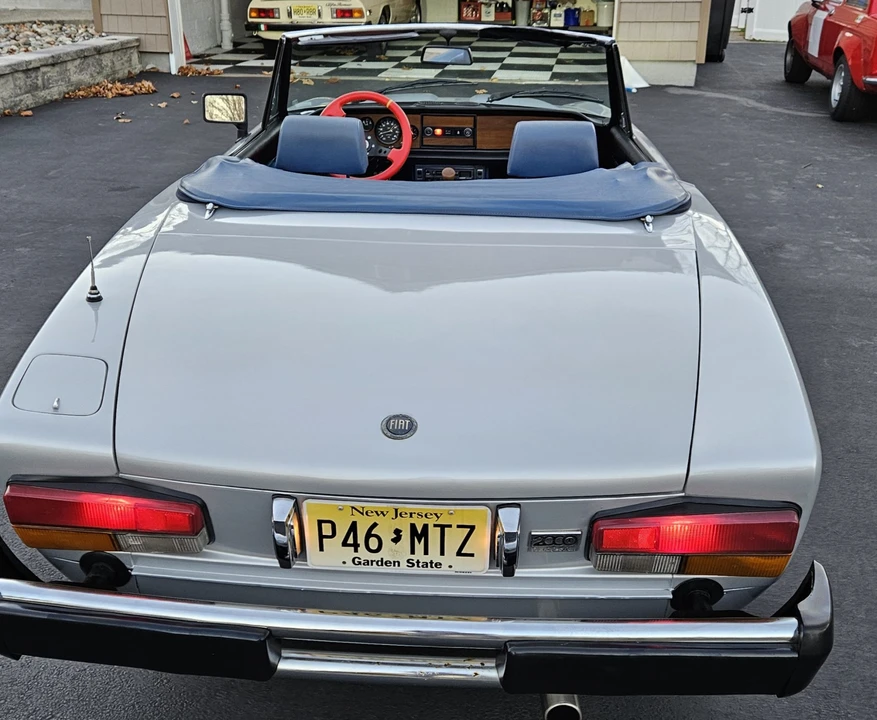 1981 Fiat 124 Sport Spider - Image 7 of 31