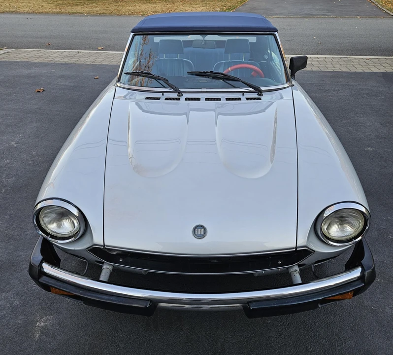 1981 Fiat 124 Sport Spider - Image 13 of 31