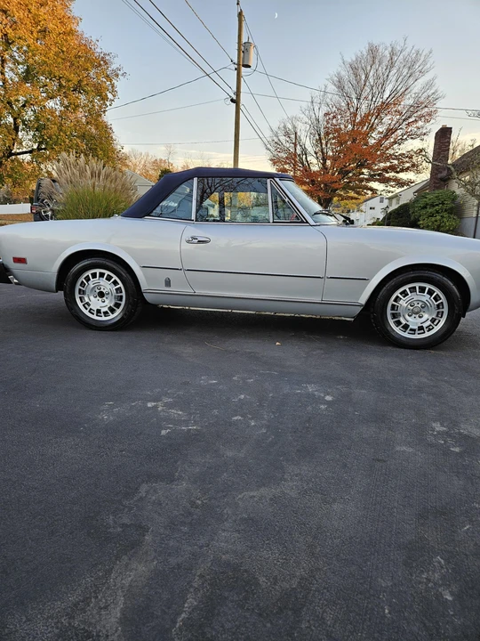 1981 Fiat 124 Sport Spider - Image 23 of 31
